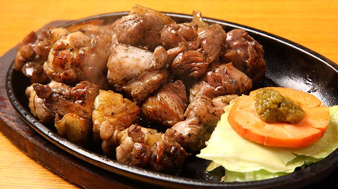 炭火焼で引き出す、本来の旨み